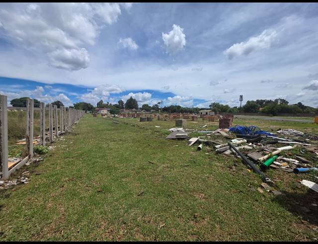 15,700M² VACANT LAND TO LET IN ALRODE
